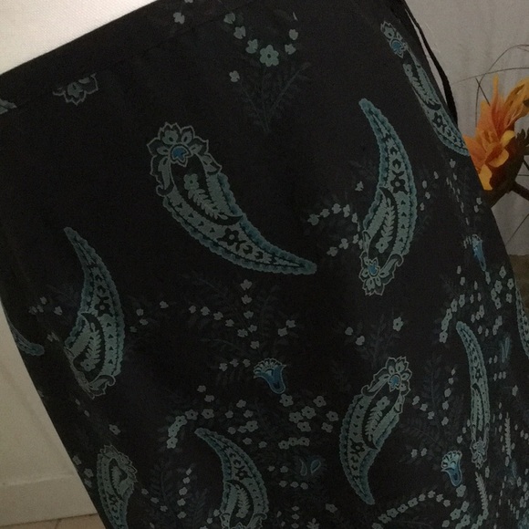K Studio Black large paisley pattern skirt - Picture 2 of 10